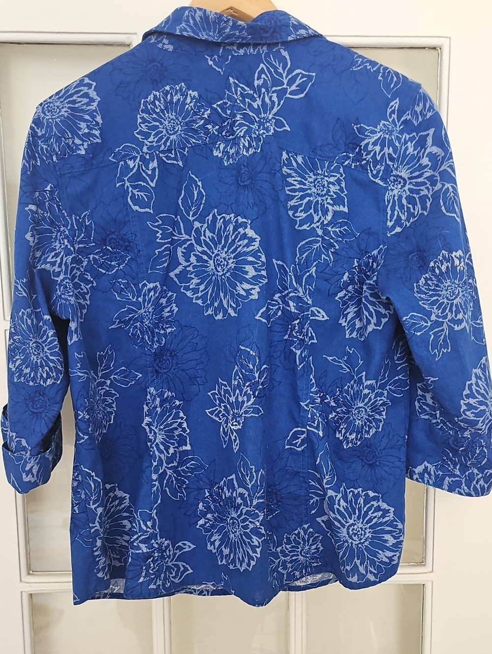 Northern Reflections Linen Button Up - Picture 9 of 10